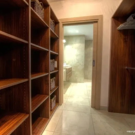 Apartment Residenz An Der Burg By *