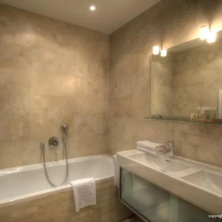Residenz An Der Burg By Appartement Kaprun